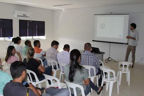 Apresentação dos indicadores socioeconômicos do programa 