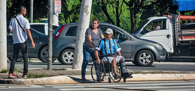 Sistema BRT de transporte beneficiará cadeirantes