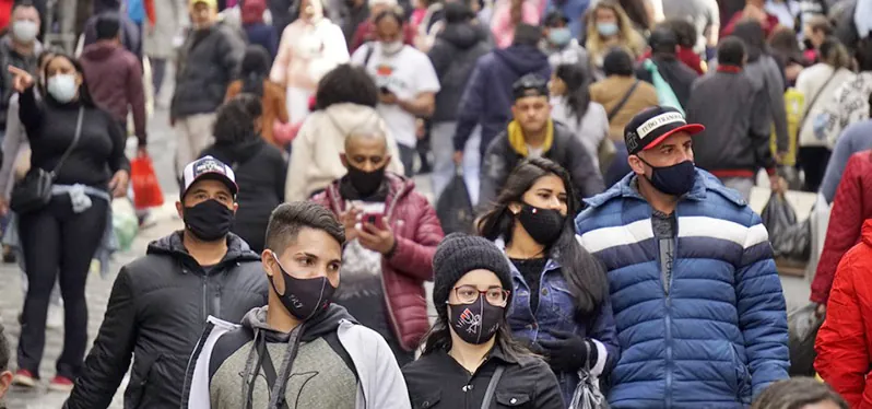 População do Brasil ultrapassa 213 milhões de habitantes