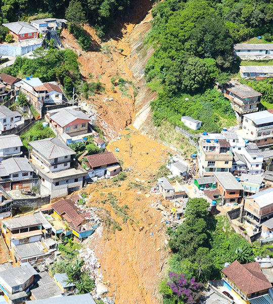 Con un elevado número de desastres naturales recientes, Brasil ha planificado acciones y políticas públicas para prevenir desastres