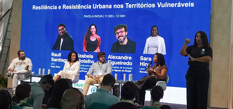 Especialistas debateram estratégias de resiliência urbana e inovação social em territórios vulneráveis, abordando soluções colaborativas para ampliar o acesso a serviços essenciais e promover o desenvolvimento sustentável.
